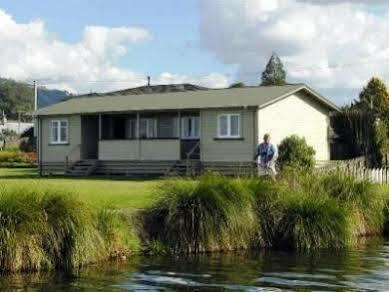 Waiteti Lakeside Lodge Ngongotaha Buitenkant foto